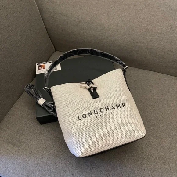 NWT Longchamp Essential Toile Bucket Bag - Picture 2 of 8